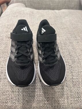 adidas Ultra Run 5 Kids Black and Gray Sneakers with Hook-and-Loop Strap